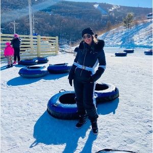 Snowsuit black/white with faux fur hoodie